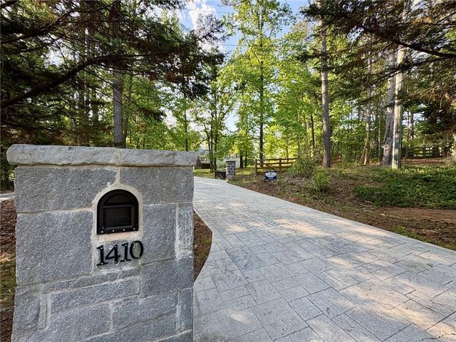 1410 Tall Pines Drive, Monroe, GA 30655