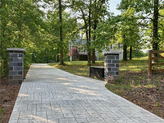 1410 Tall Pines Drive, Monroe, GA 30655