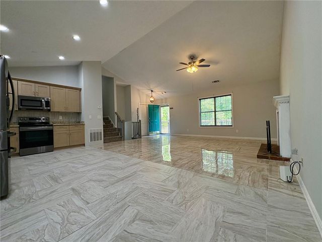 1410 Tall Pines Drive, Monroe, GA 30655