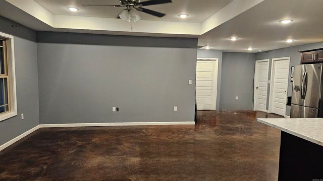 403 Elizabeth Dr, Paragould, AR 72450