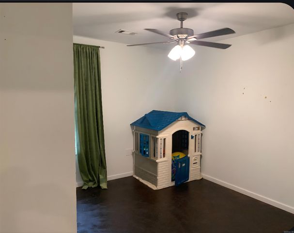 403 Elizabeth Dr, Paragould, AR 72450