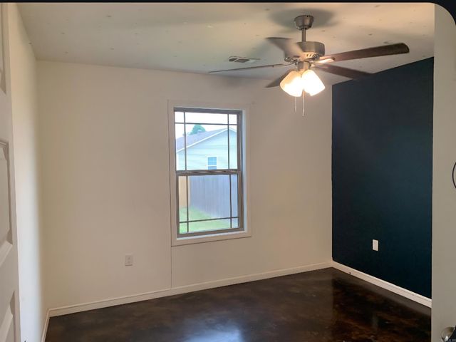 403 Elizabeth Dr, Paragould, AR 72450