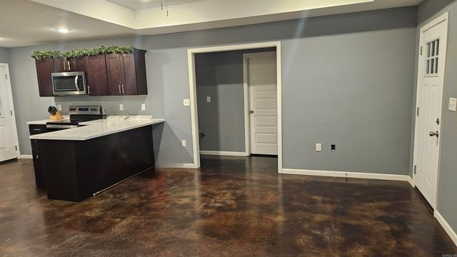 403 Elizabeth Dr, Paragould, AR 72450