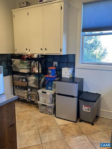 877 HOLLAND CREEK RD, Louisa, VA 23093