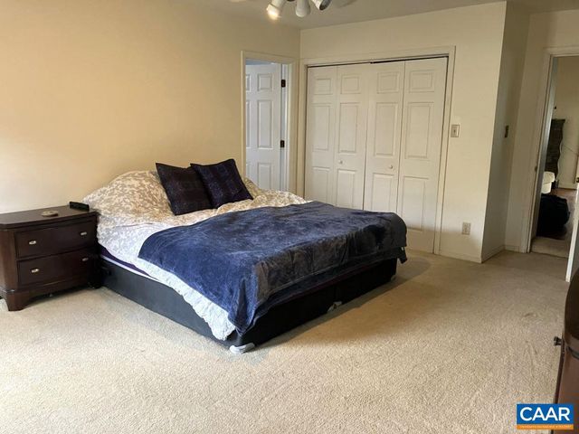 877 HOLLAND CREEK RD, Louisa, VA 23093