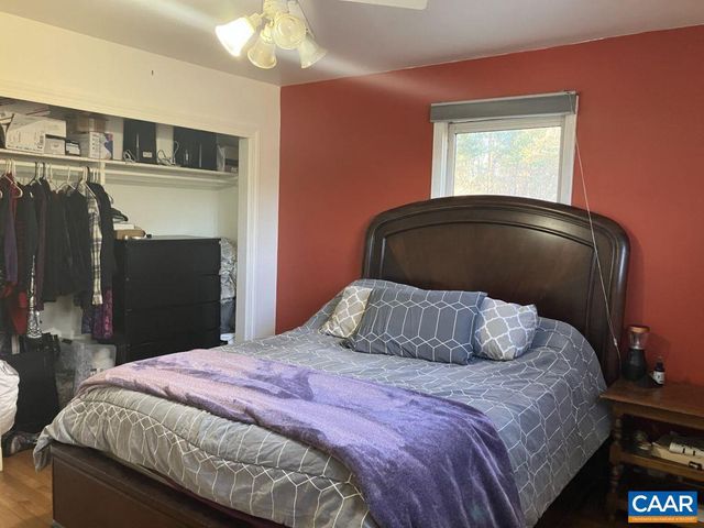 877 HOLLAND CREEK RD, Louisa, VA 23093