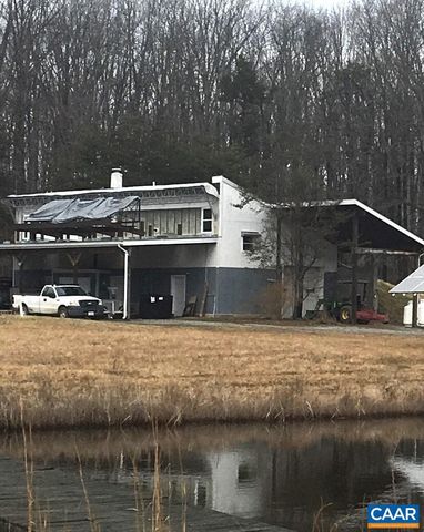 877 HOLLAND CREEK RD, Louisa, VA 23093