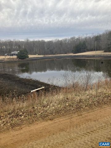 877 HOLLAND CREEK RD, Louisa, VA 23093