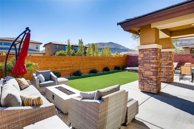 10511 Harvest Green, Las Vegas, NV 89135