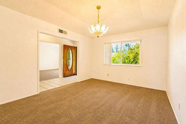 6308 N Lead Avenue, Fresno, CA 93711