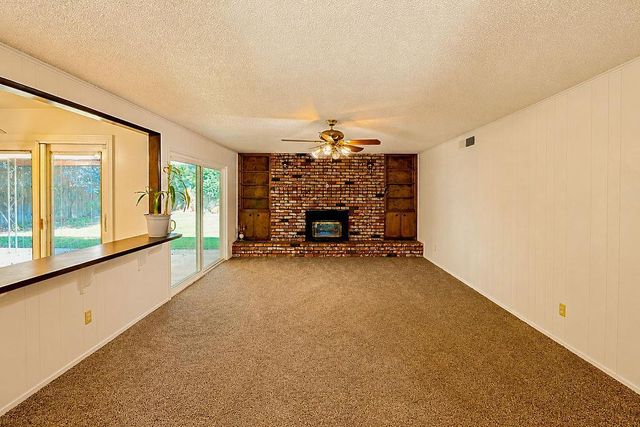 6308 N Lead Avenue, Fresno, CA 93711
