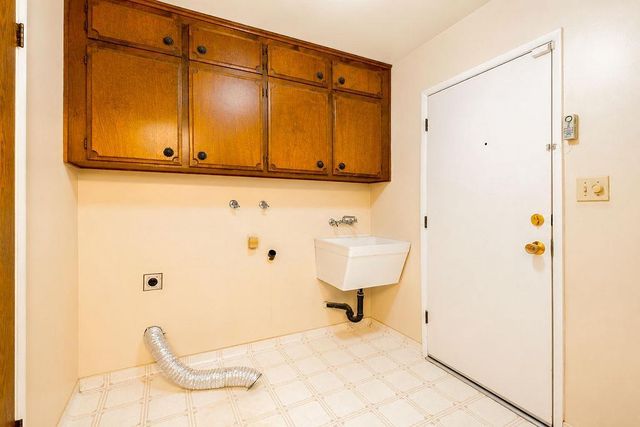 6308 N Lead Avenue, Fresno, CA 93711