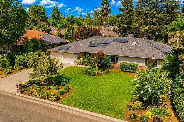 6308 N Lead Avenue, Fresno, CA 93711