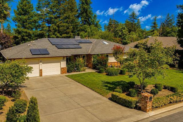 6308 N Lead Avenue, Fresno, CA 93711