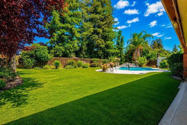 6308 N Lead Avenue, Fresno, CA 93711