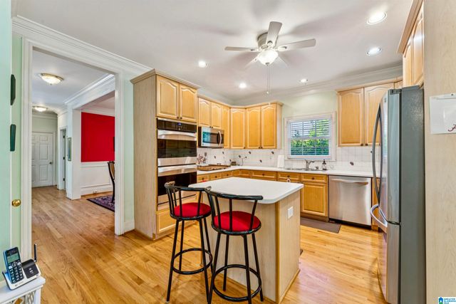 1030 HERMITAGE CIRCLE, Birmingham, AL 35242