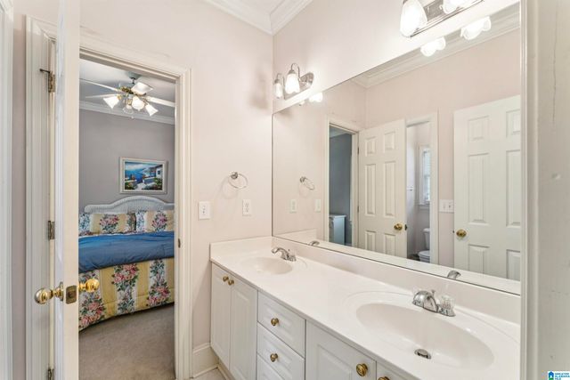 1030 HERMITAGE CIRCLE, Birmingham, AL 35242