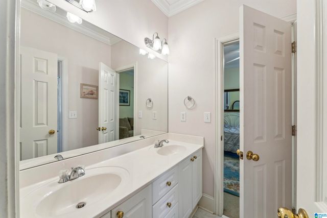 1030 HERMITAGE CIRCLE, Birmingham, AL 35242
