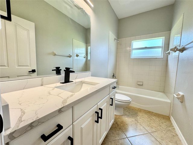 15005 17TH AVENUE E, Bradenton, FL 34212