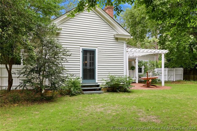 360 S Ashe Street, Southern Pines, NC 28387