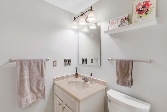 3300 Louisiana Avenue S 517, Saint Louis Park, MN 55426