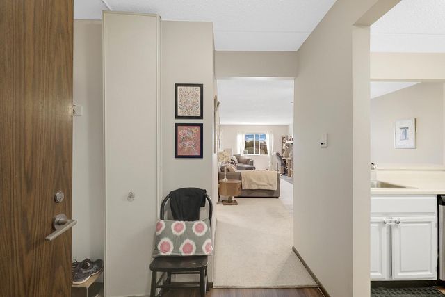 3300 Louisiana Avenue S 517, Saint Louis Park, MN 55426