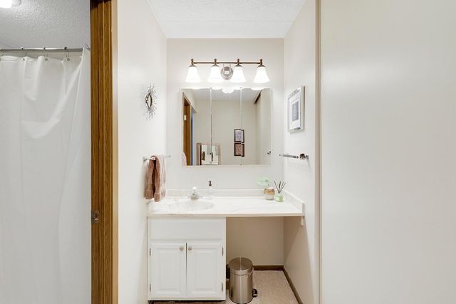 3300 Louisiana Avenue S 517, Saint Louis Park, MN 55426