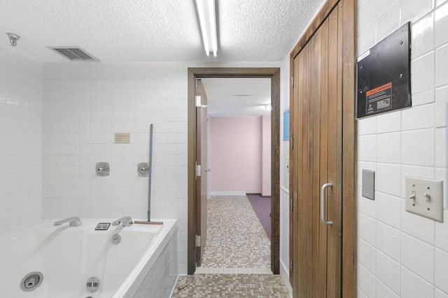 3300 Louisiana Avenue S 517, Saint Louis Park, MN 55426