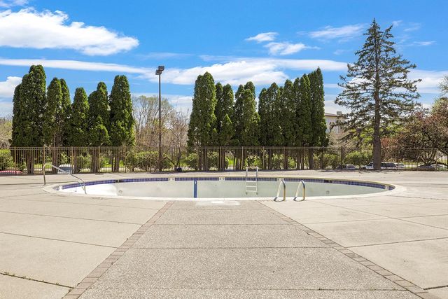 3300 Louisiana Avenue S 517, Saint Louis Park, MN 55426