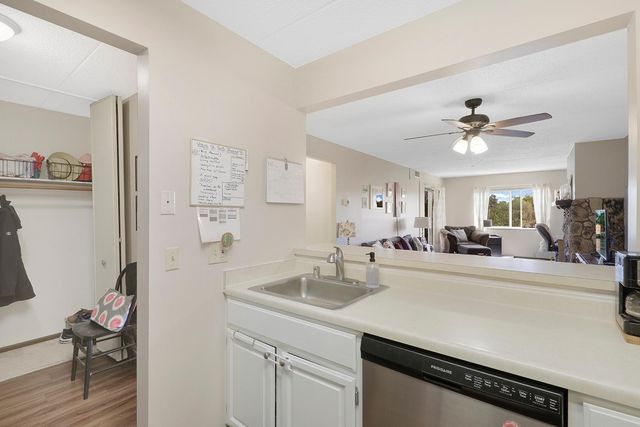 3300 Louisiana Avenue S 517, Saint Louis Park, MN 55426