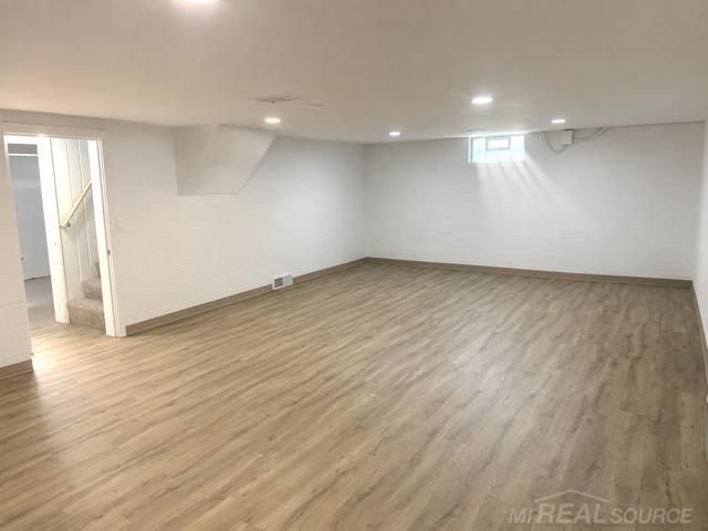 1380 W. Bemis Road, Saline, MI 48176
