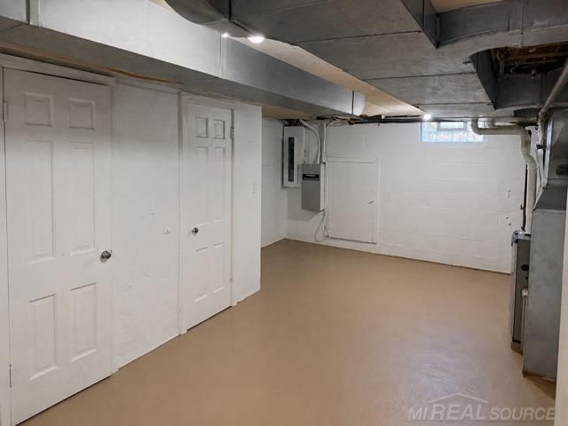 1380 W. Bemis Road, Saline, MI 48176
