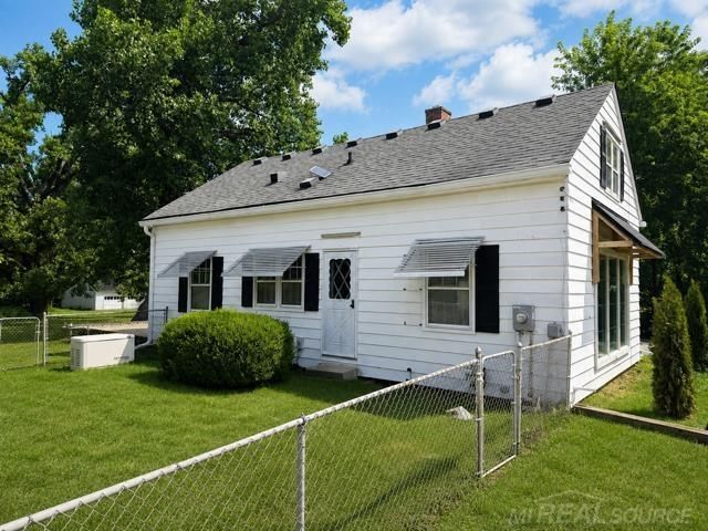 1380 W. Bemis Road, Saline, MI 48176