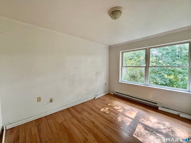 10 Hillcrest Street A, Norwich, CT 06360