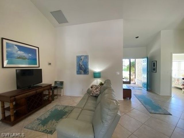 920 Belville BLVD, Naples, FL 34104