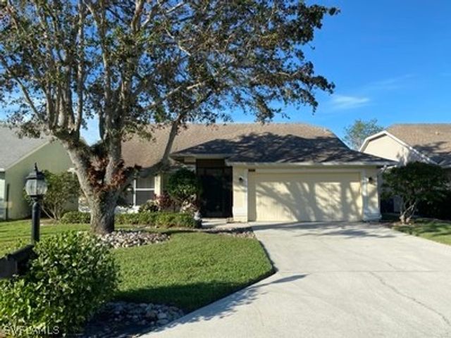 920 Belville BLVD, Naples, FL 34104