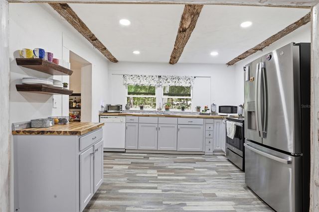 23122 NW 189TH AVENUE, High Springs, FL 32643