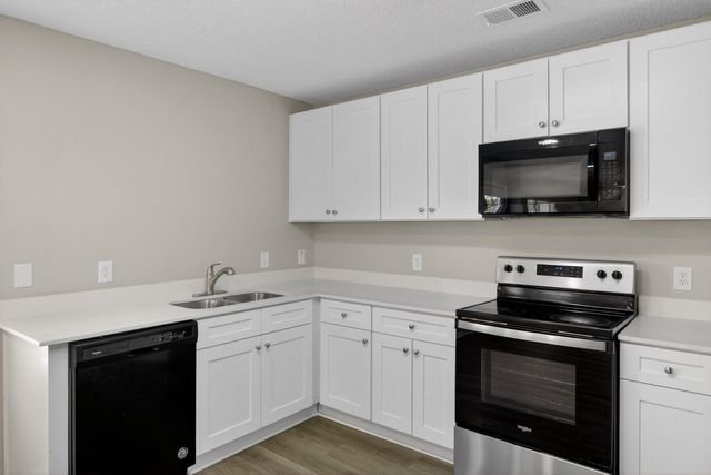 1016 Deerberry Road, Goose Creek, SC 29445