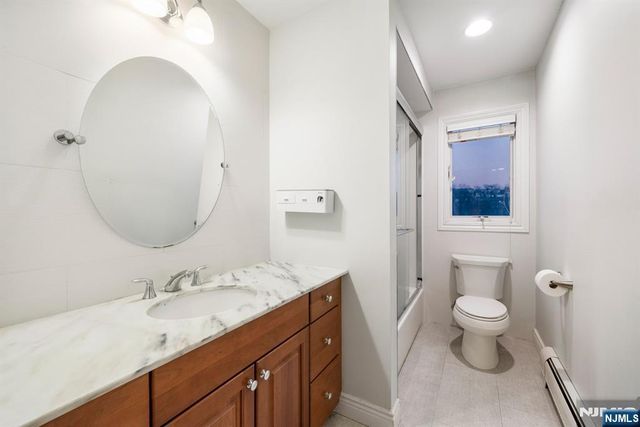 220B Glen Avenue, Palisades Park, NJ 07650