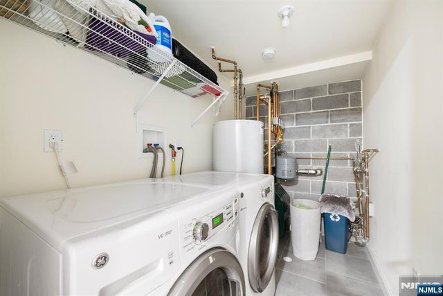 220B Glen Avenue, Palisades Park, NJ 07650