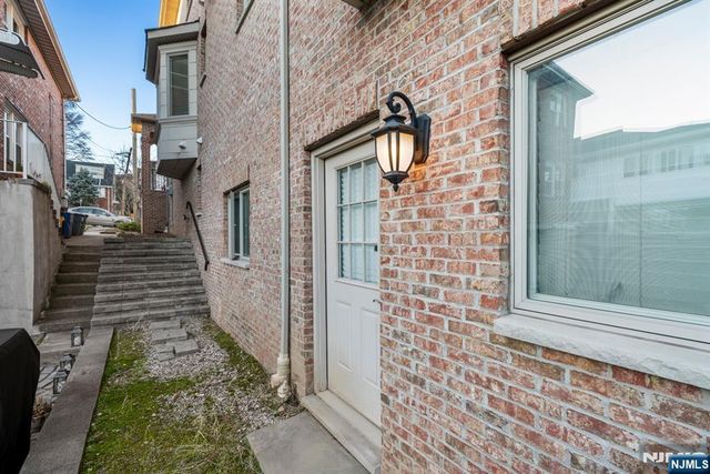 220B Glen Avenue, Palisades Park, NJ 07650