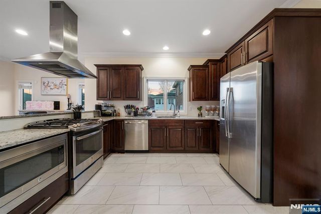 220B Glen Avenue, Palisades Park, NJ 07650