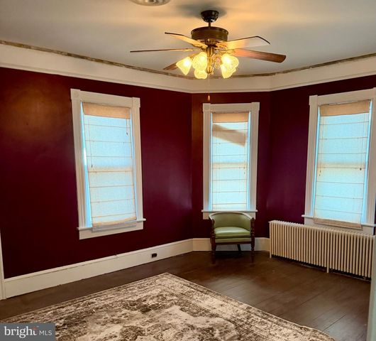 216 W 8TH ST, Laurel, DE 19956