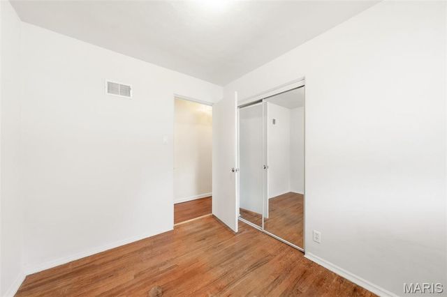 5267 Milburn Road, St Louis, MO 63129