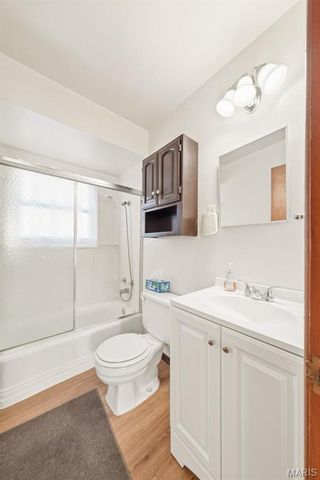 5267 Milburn Road, St Louis, MO 63129