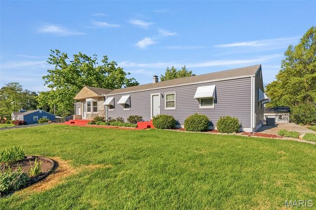 5267 Milburn Road, St Louis, MO 63129