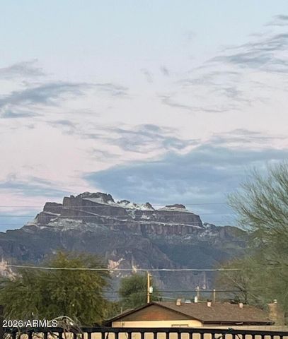 1096 E GRAHAM Lane, Apache Junction, AZ 85119