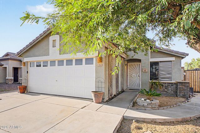 1096 E GRAHAM Lane, Apache Junction, AZ 85119