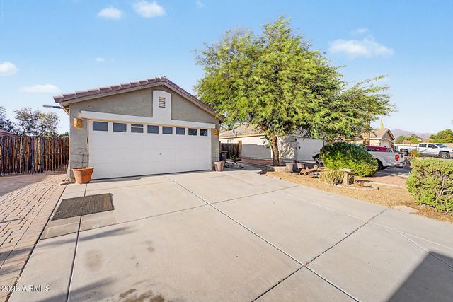 1096 E GRAHAM Lane, Apache Junction, AZ 85119