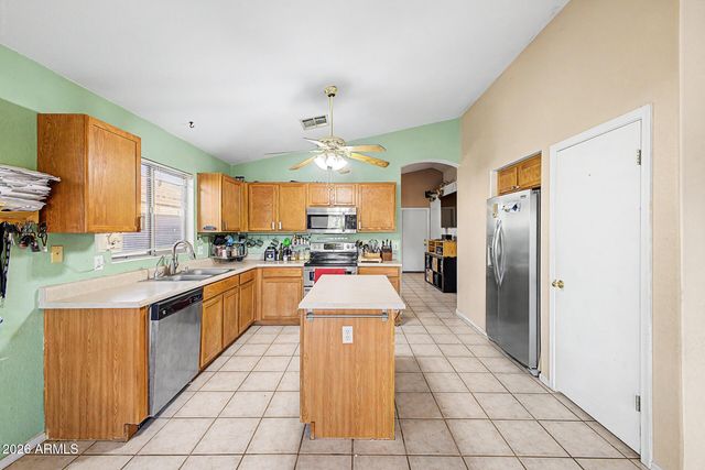 1096 E GRAHAM Lane, Apache Junction, AZ 85119